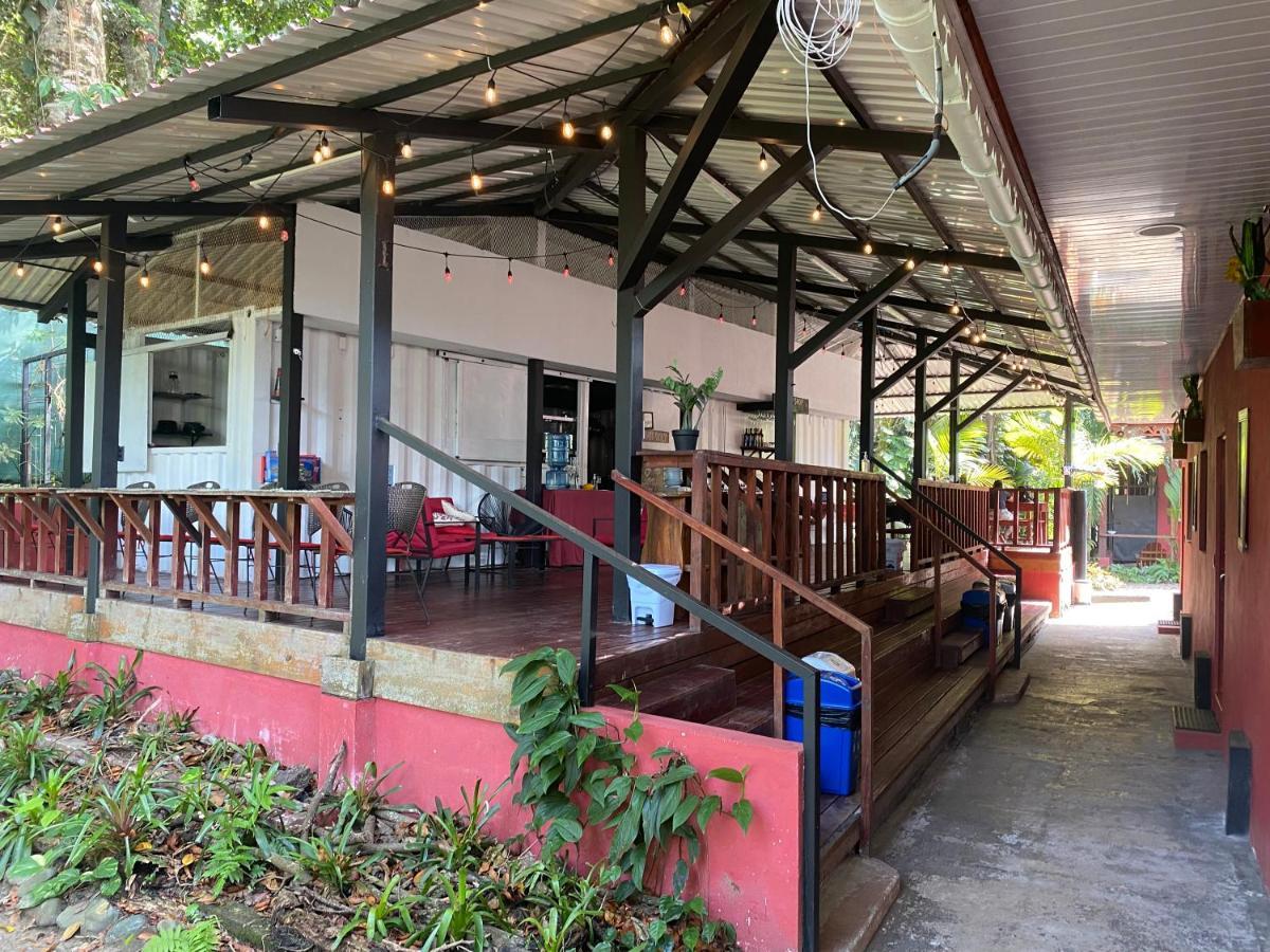 Hotel Casa Vito Beachfront Puerto Viejo de Talamanca Екстериор снимка