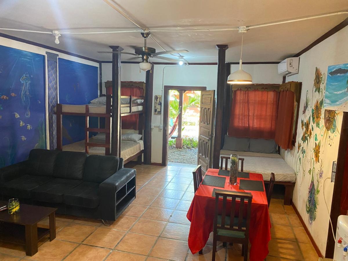 Hotel Casa Vito Beachfront Puerto Viejo de Talamanca Екстериор снимка