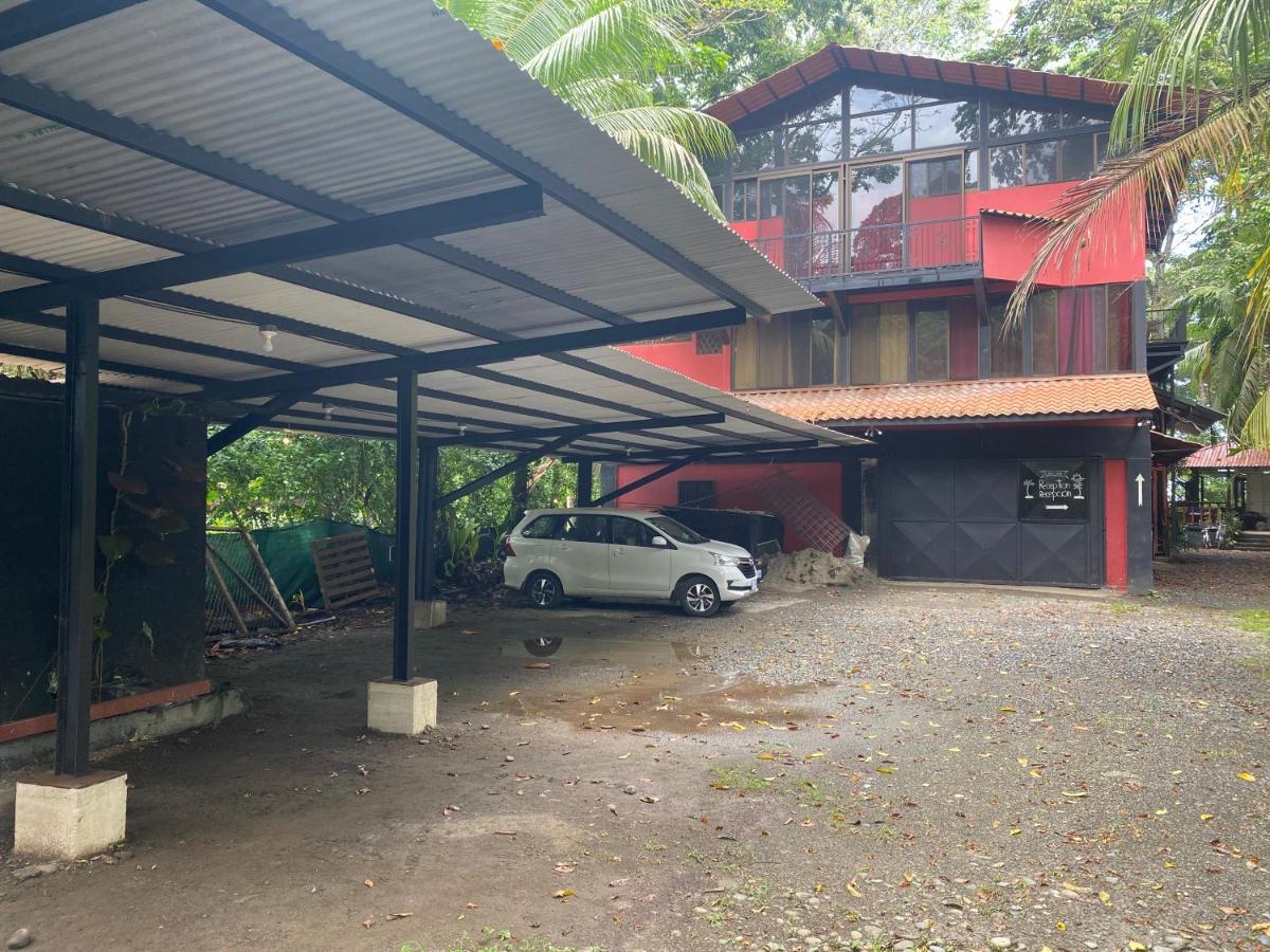 Hotel Casa Vito Beachfront Puerto Viejo de Talamanca Екстериор снимка